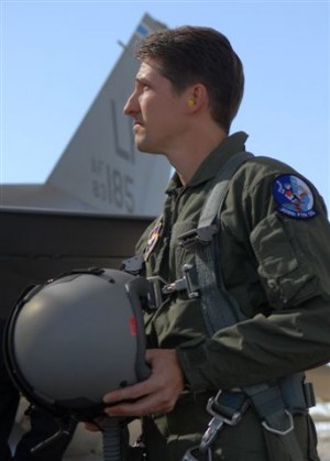 Mike Nealy's F-16 Flight